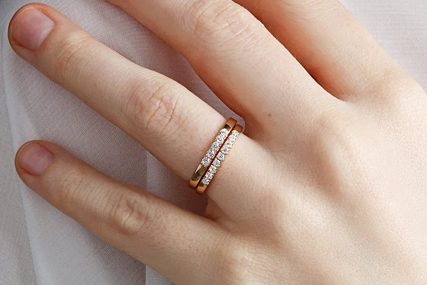 14K Gold 2.2mm 5 stone Diamond Wedding Band