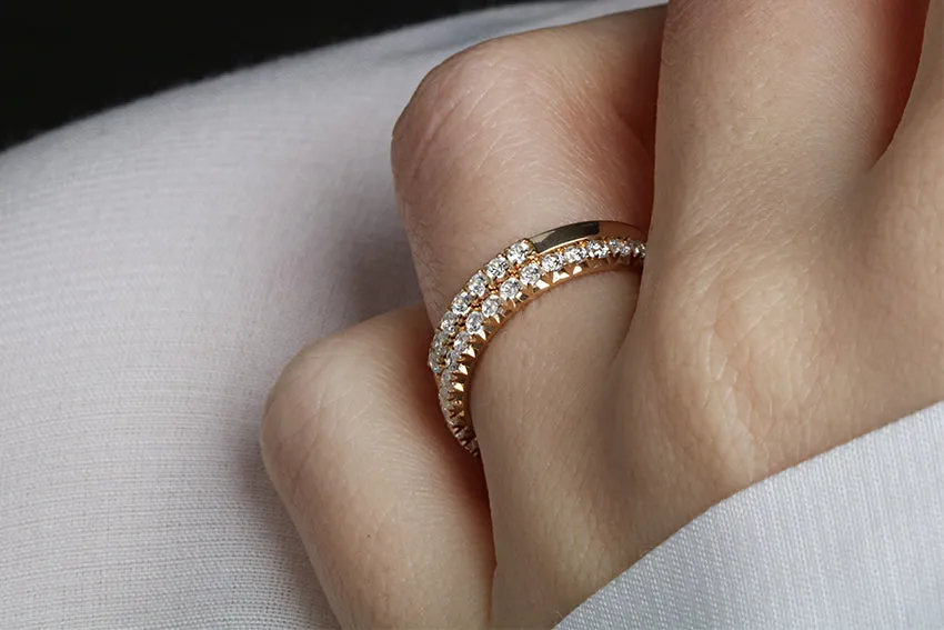 14K Gold 2.2mm 7 stone Diamond Wedding Band