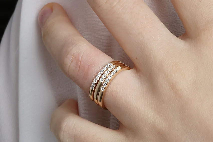 14K Gold 2mm 5 stone Diamond Wedding Band