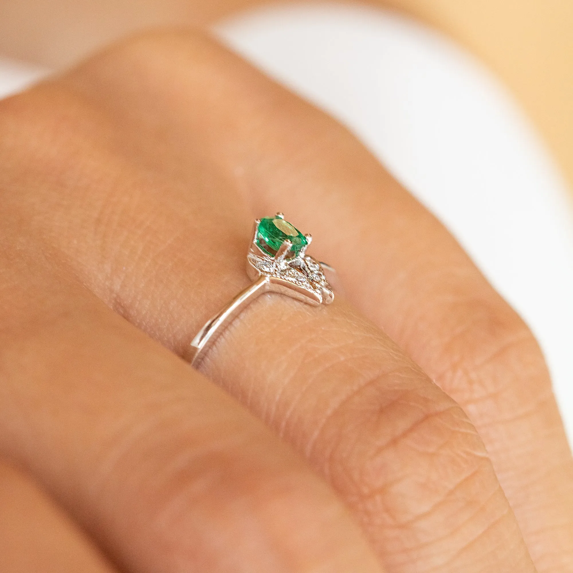 14K Gold Emerald and Round Engagemet Diamond Ring