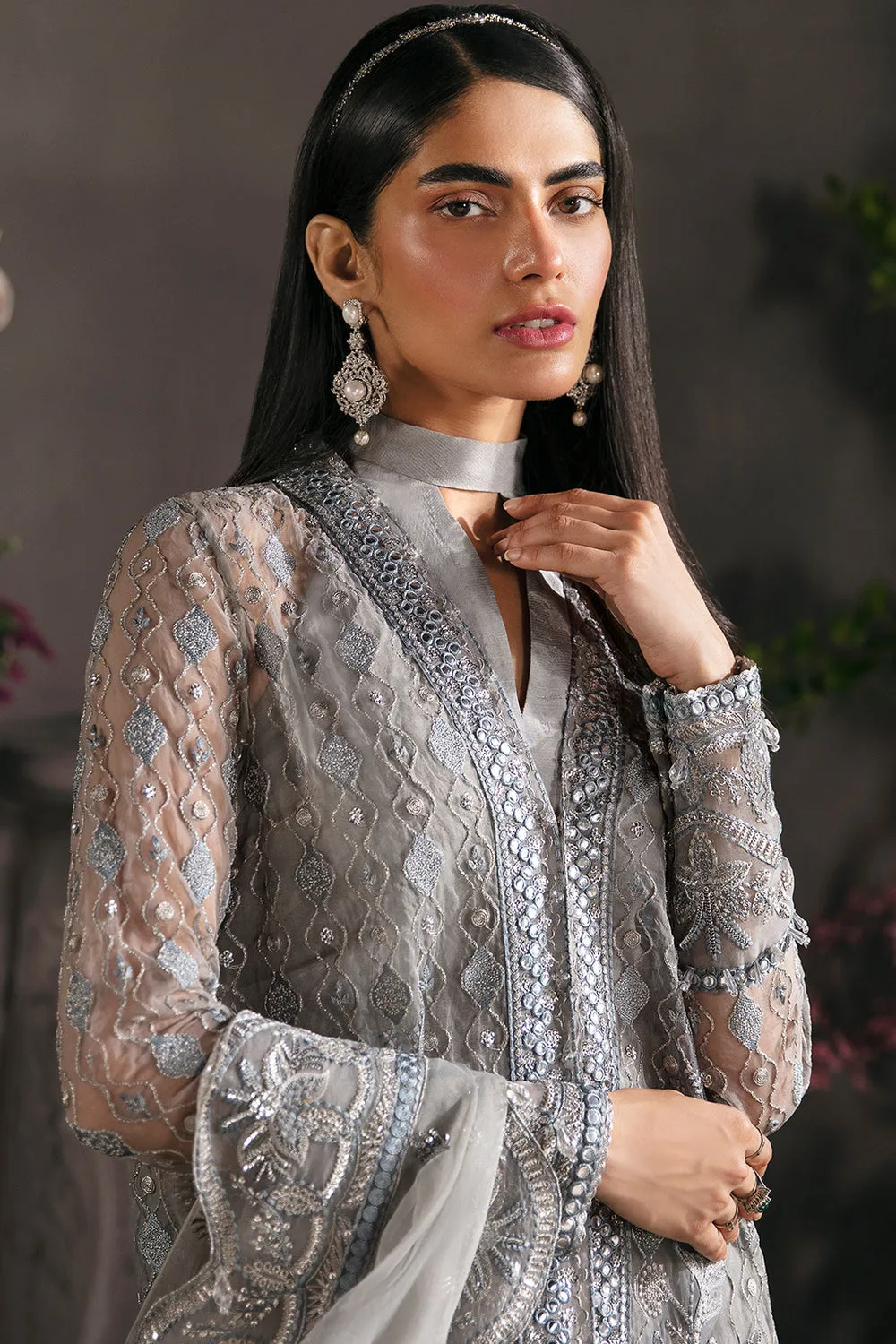 AFROZEH |  La Fuchsia Luxury Formals'23 | MOONLITE