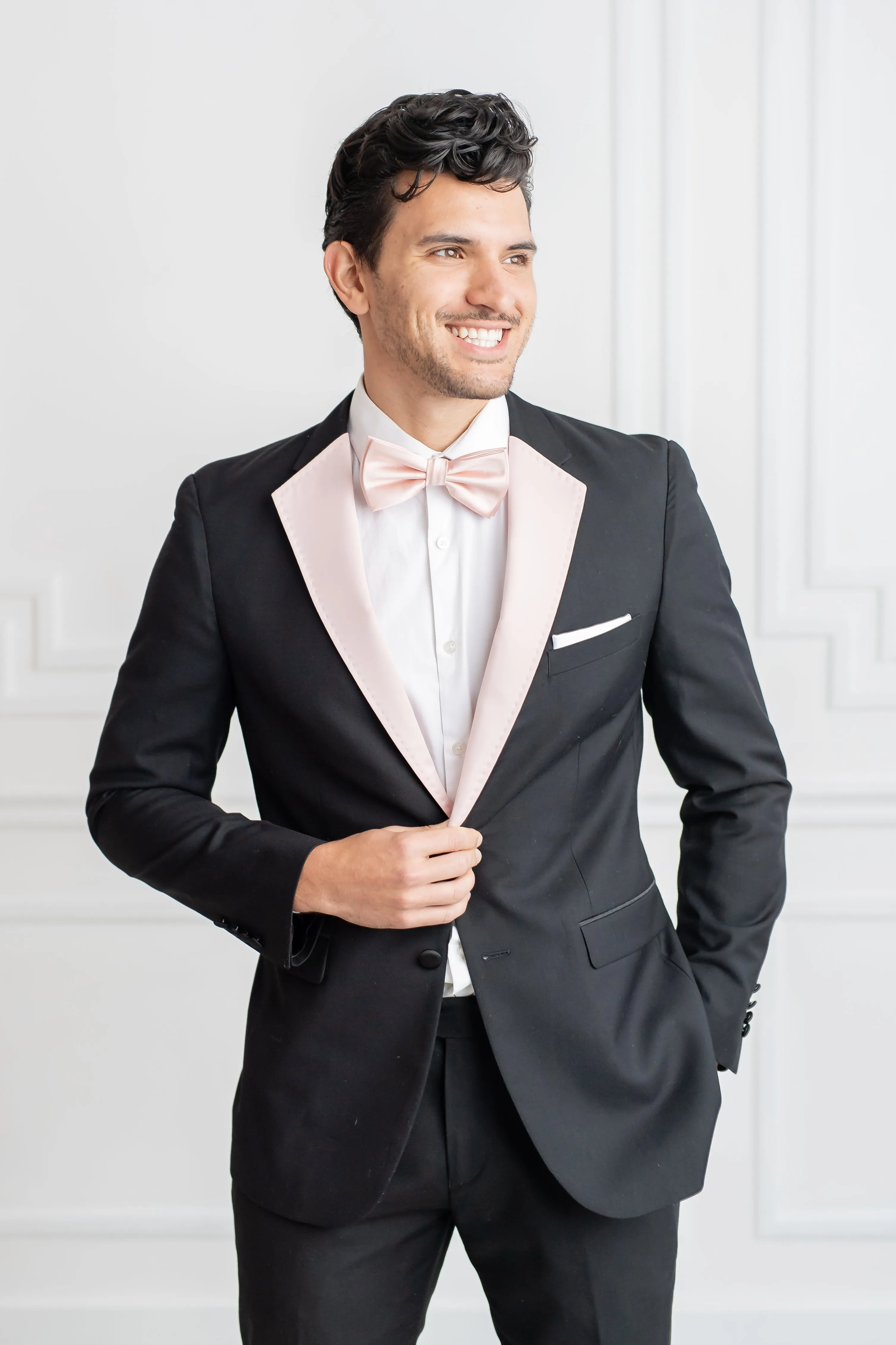 BLUSH SATIN NOTCH LAPELS
