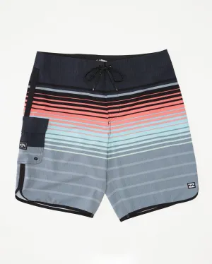 Boy's 73 Stripe Pro