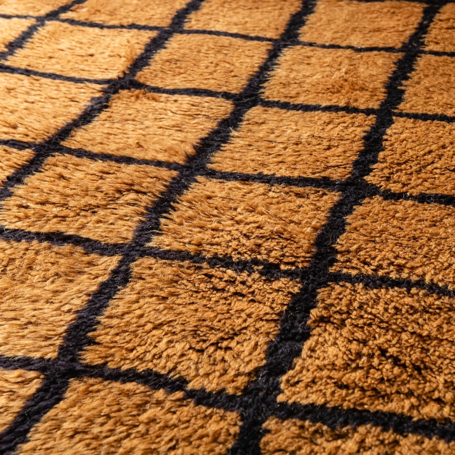 Bronze Grid Round - Luxury Shag Moroccan Rug