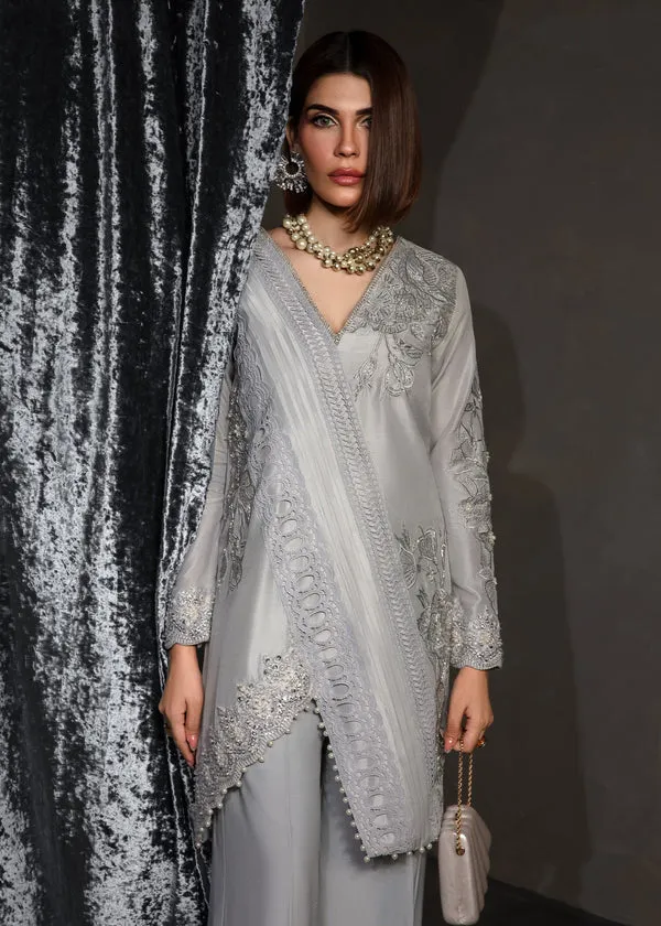 CRIMSON X SAIRA SHAKIRA ZARAE LUXURY PRET '24 | Saffron