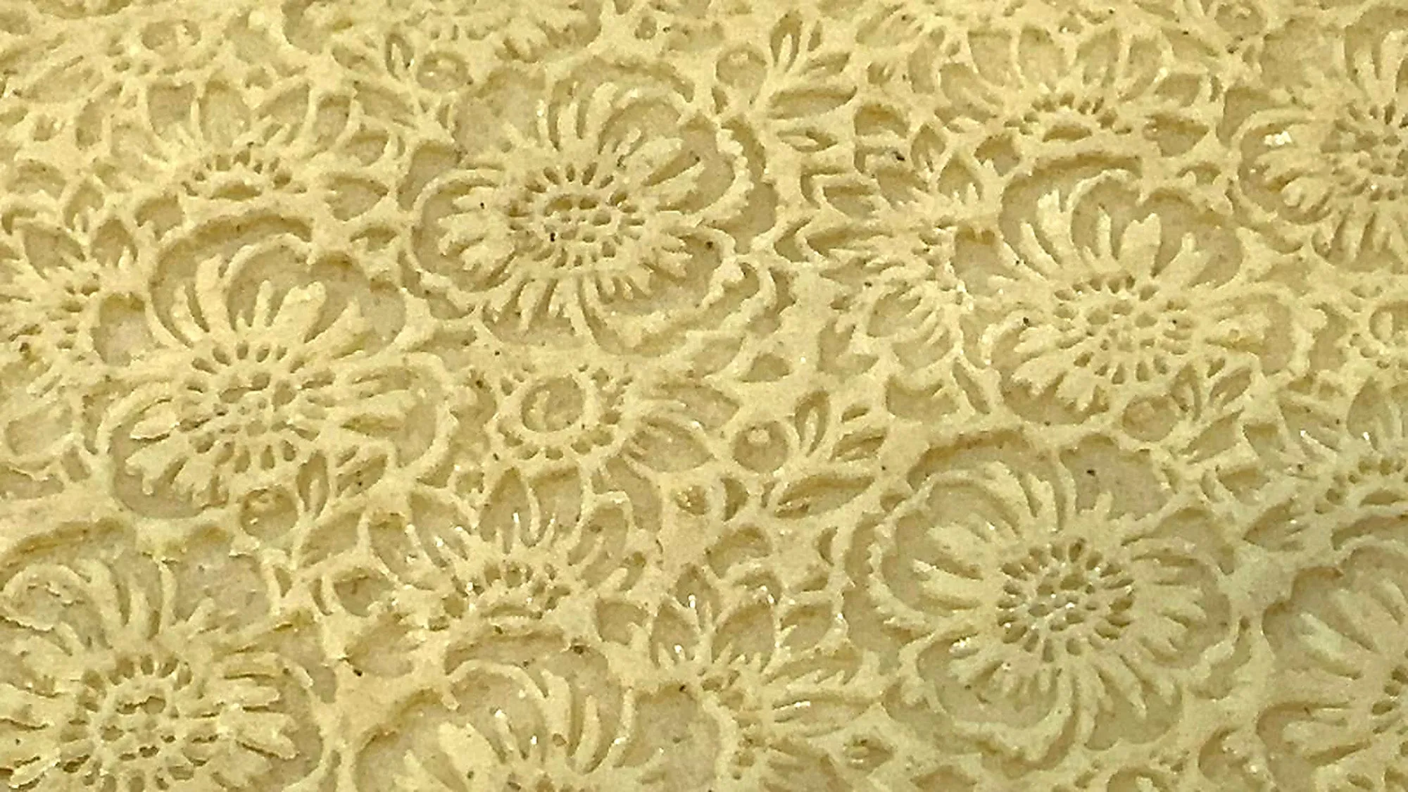 Embossing Rolling Pin Camelia Blooming, Texturing Tool for Cookies, Pottery or Ceramics, Clay Stamp, Hand Roller, Christmas Gift for Mom