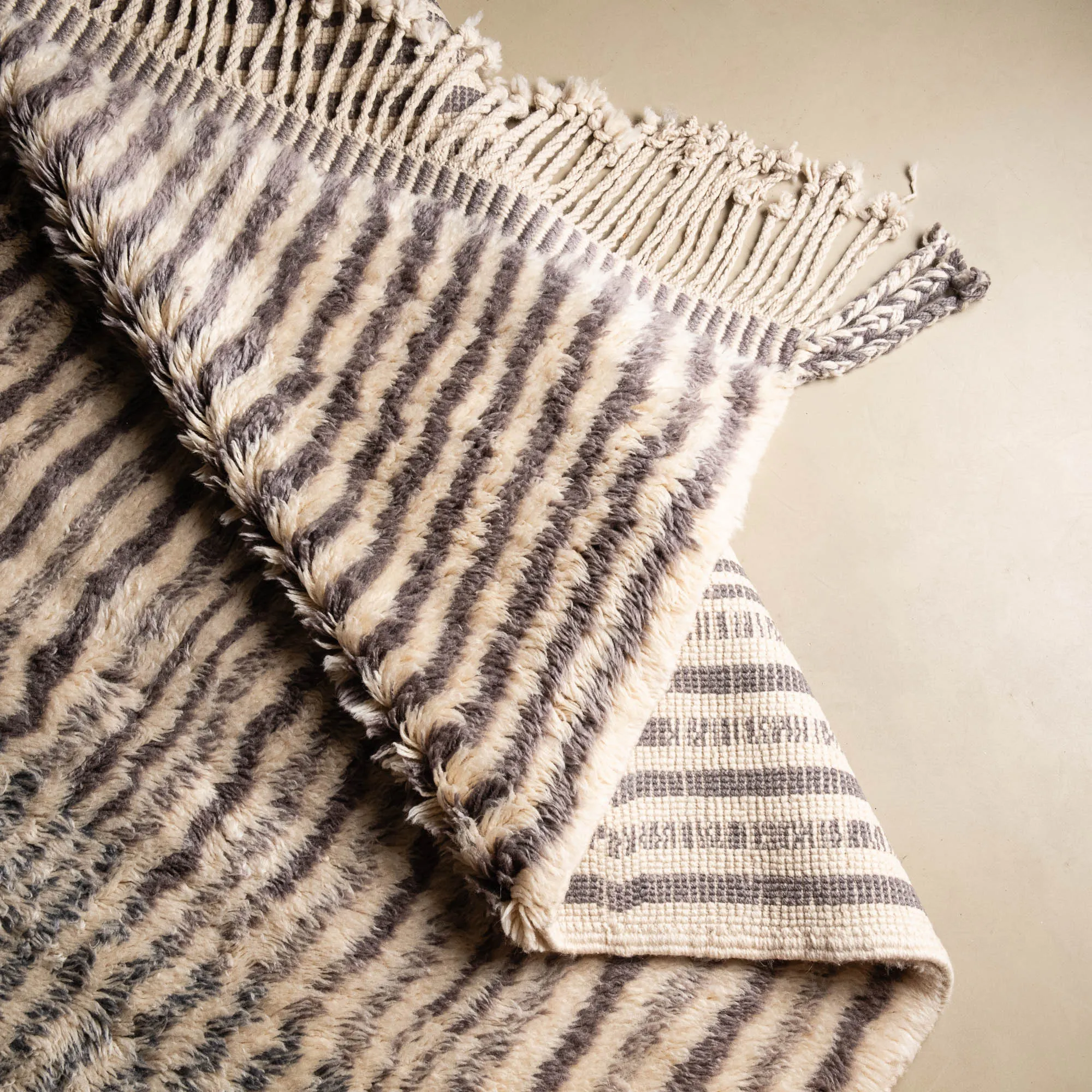 Flowing Rivers - Luxury Shag Moroccan Rug