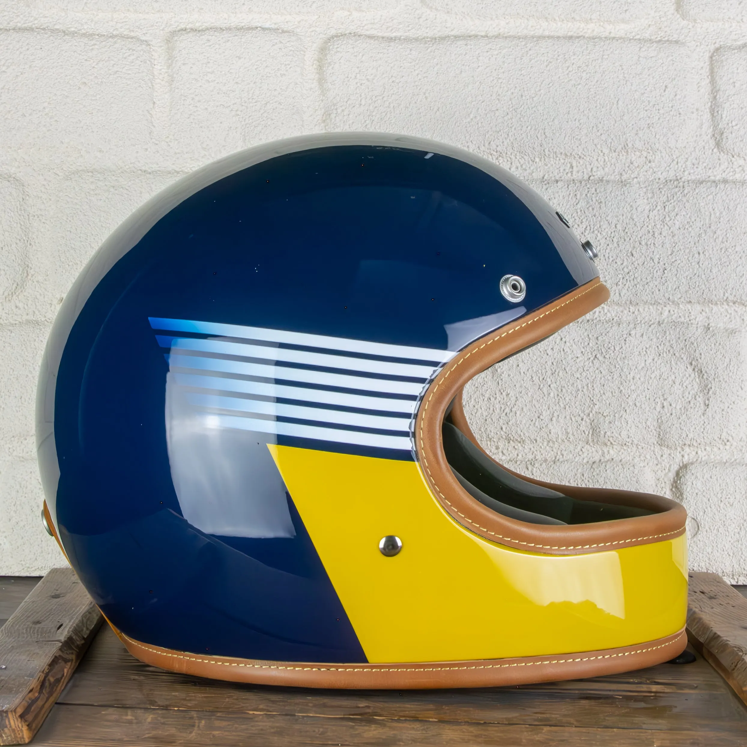 Heroine Classic Sportsman L ECE 22.05 1.0 - Sample Sale 940
