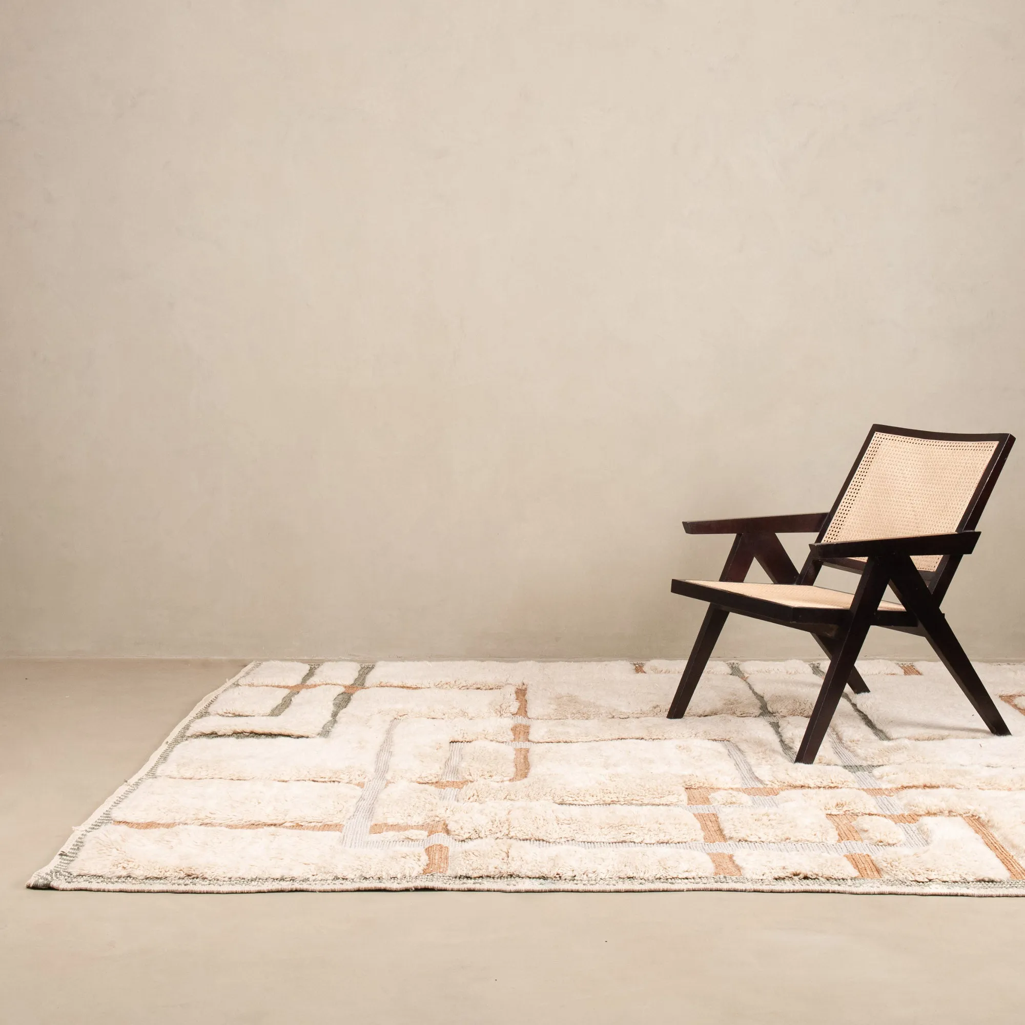 Intersections - luxury beni mrirt rug