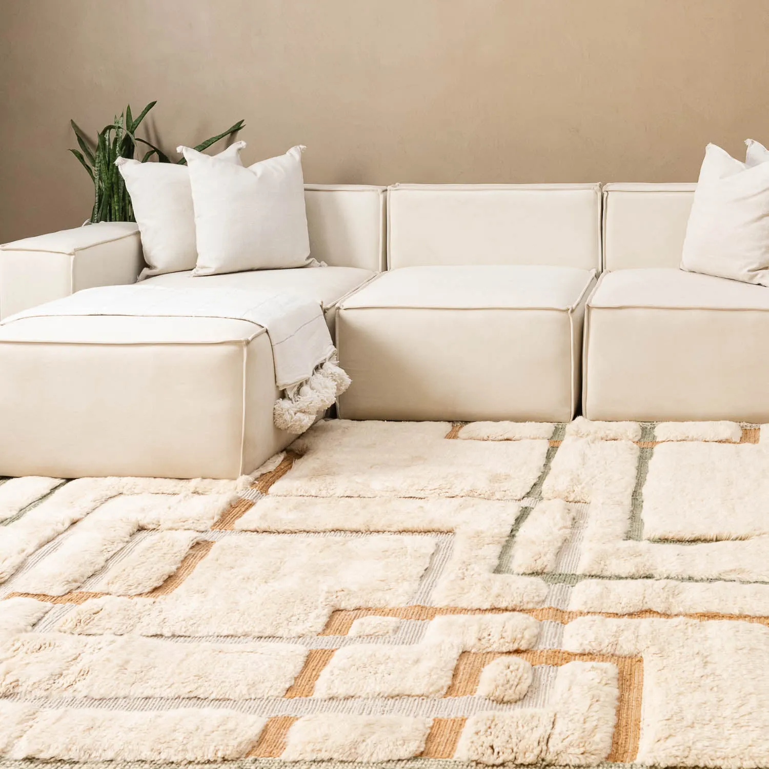 Intersections - luxury beni mrirt rug
