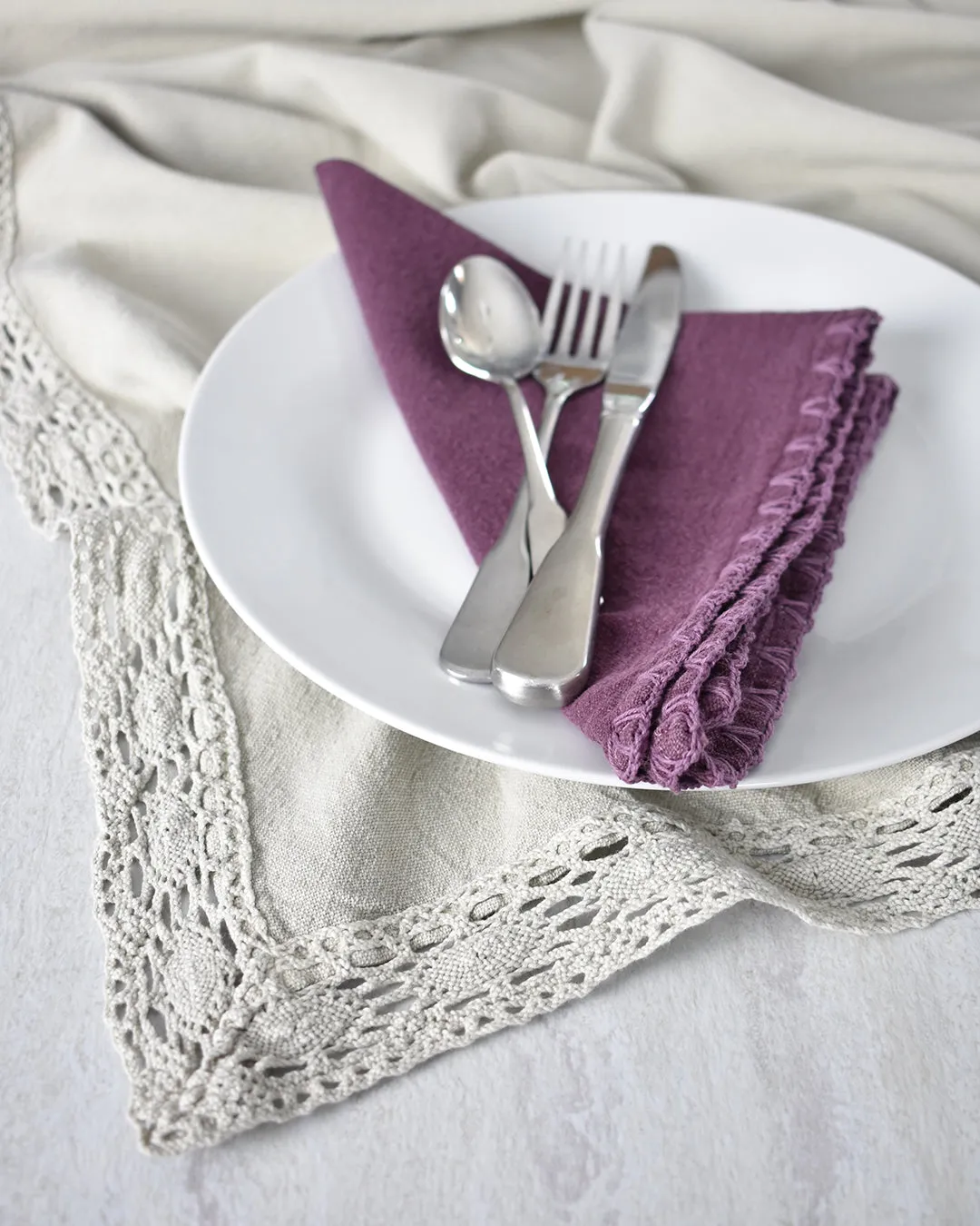 Lace Trim Washed Cotton Tablecloth