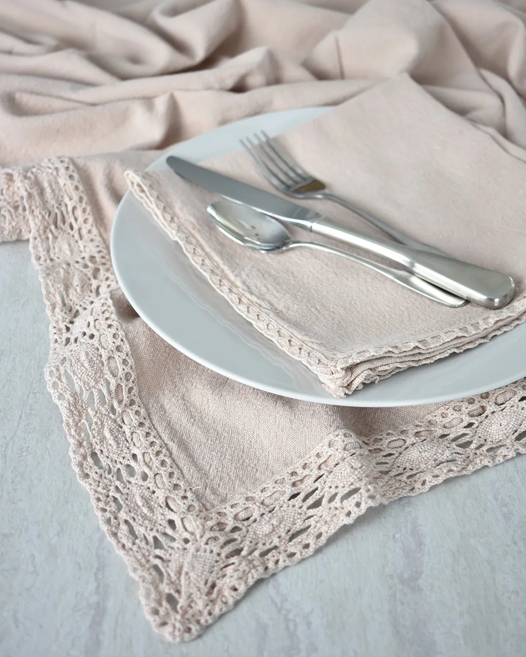 Lace Trim Washed Cotton Tablecloth