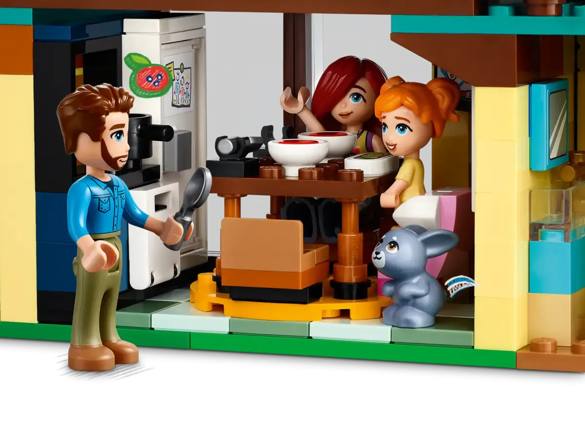 Lego Olly and Paisley's Family Houses (42620)
