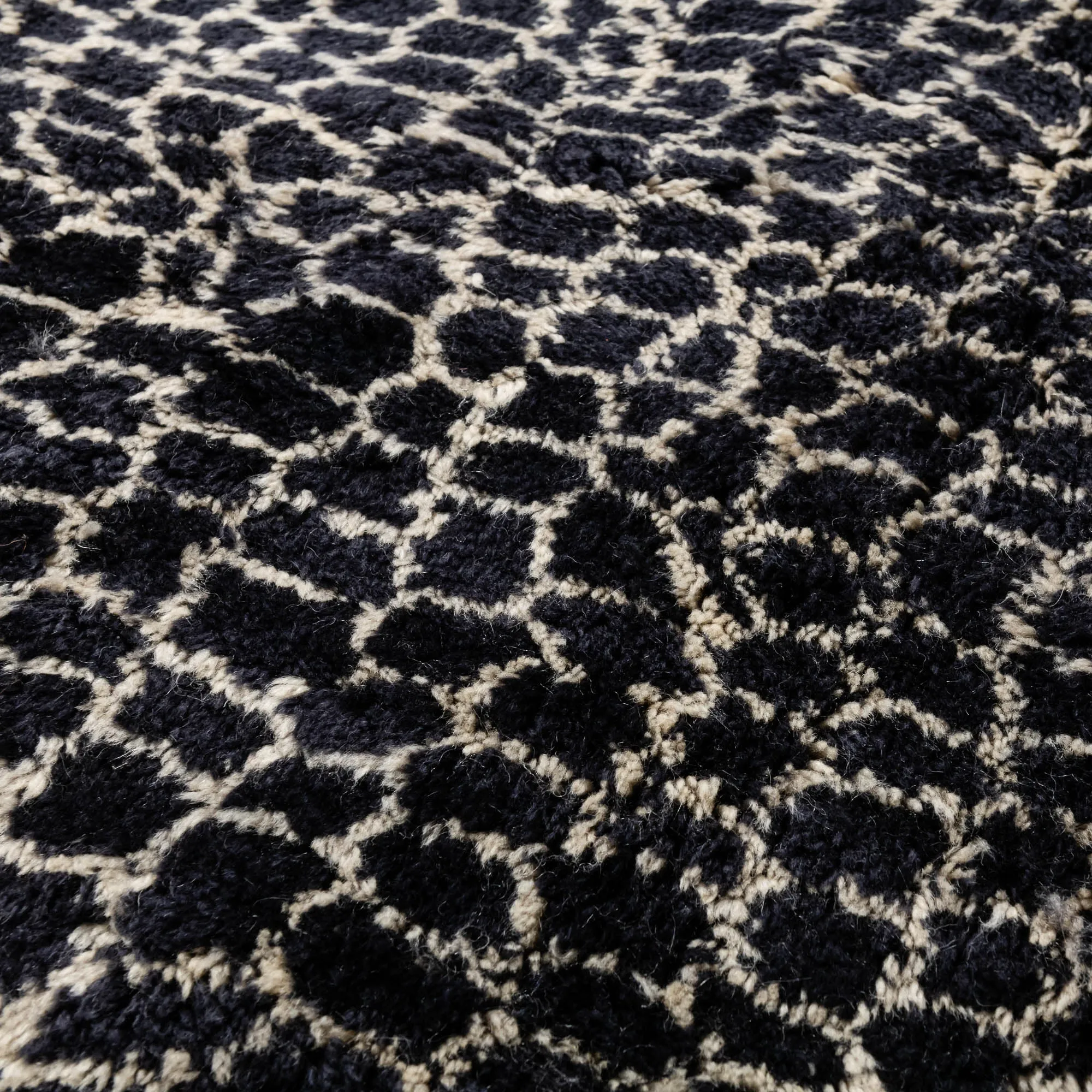 Leopard Round - Luxury Shag Moroccan Rug