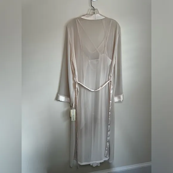 Linea Donatella Satin silk floral lace nightgown and robe set in cream