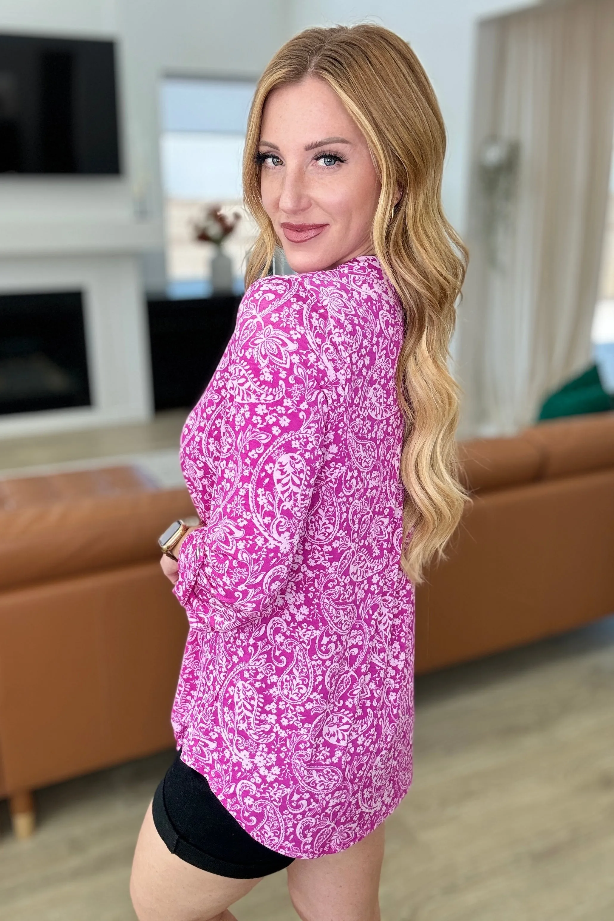 Lizzy Top in Magenta & White Paisley