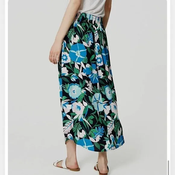 Loft floral skirt 30” length, elasticized waist