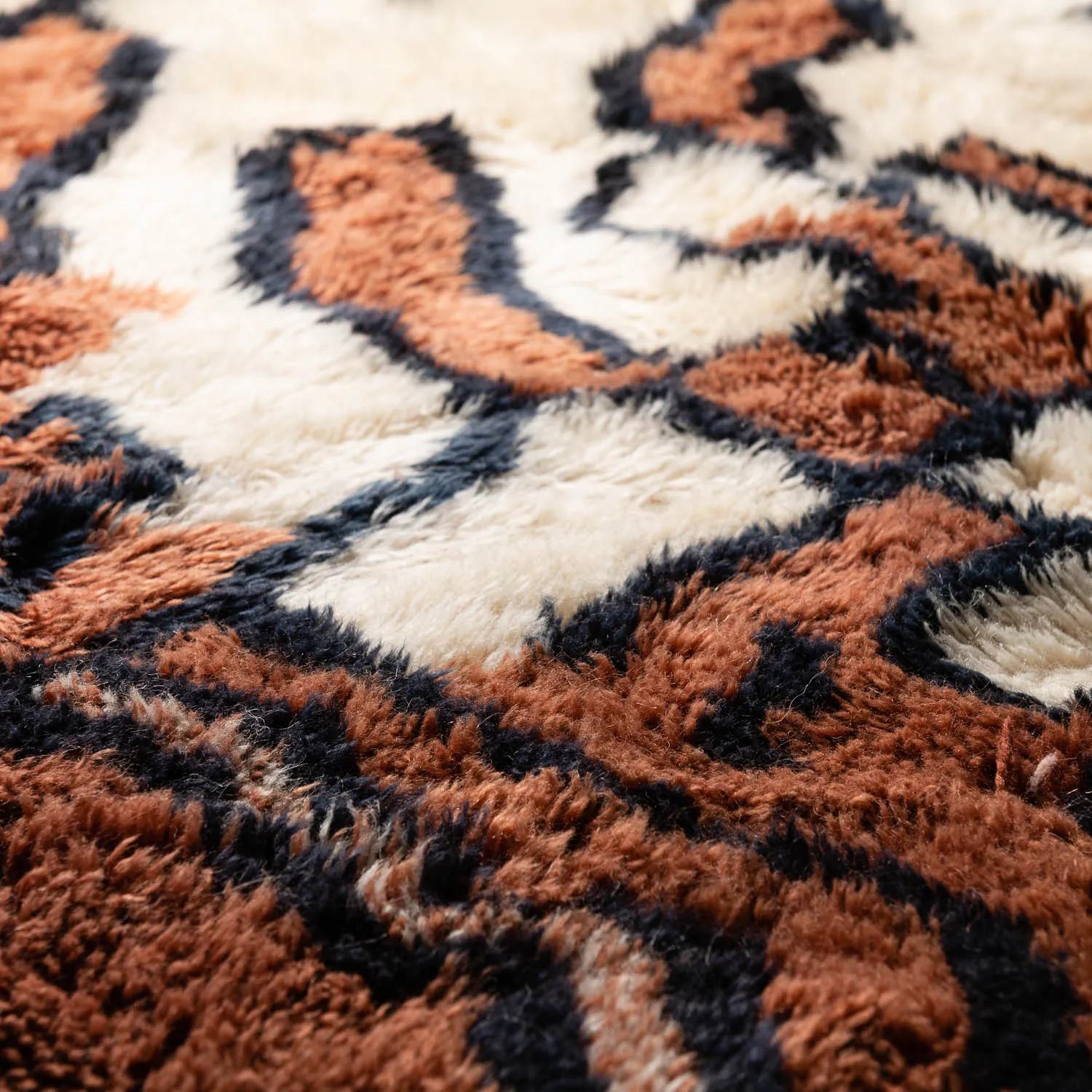 Mother Earth - Luxury Shag Moroccan Rug