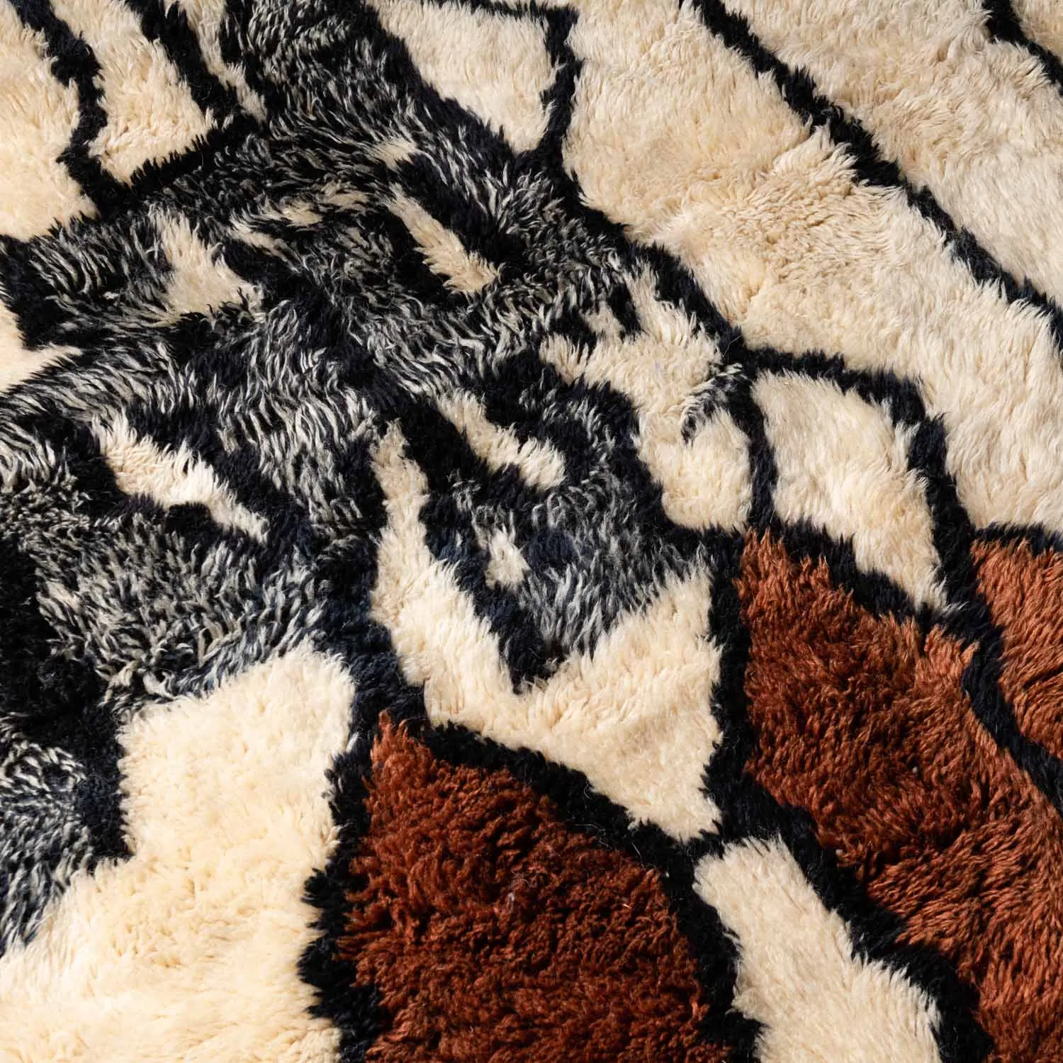Mother Earth - Luxury Shag Moroccan Rug