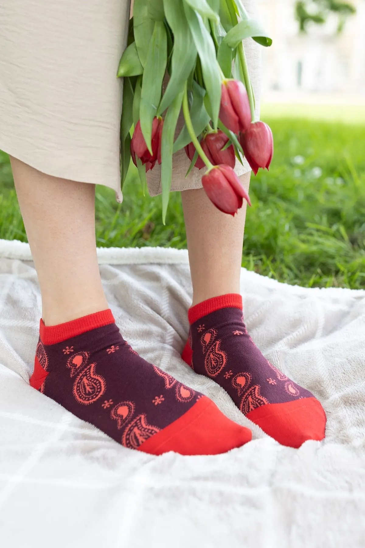Paisley Women's Organic Cotton Trainer Socks | Burgundy