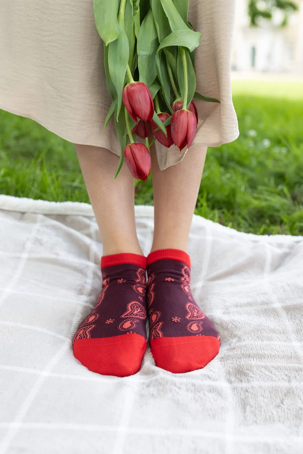 Paisley Women's Organic Cotton Trainer Socks | Burgundy