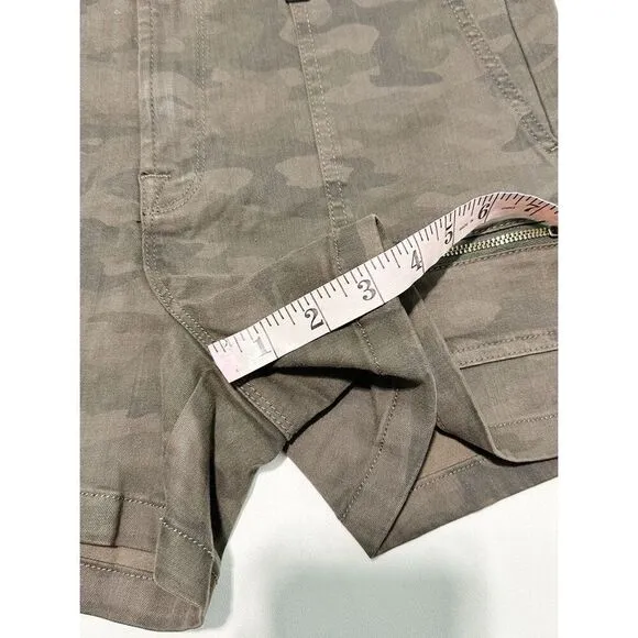 Pistola Womens Hannah Print Cargo Short Dark Camouflage Olive Green Size 29 NWT