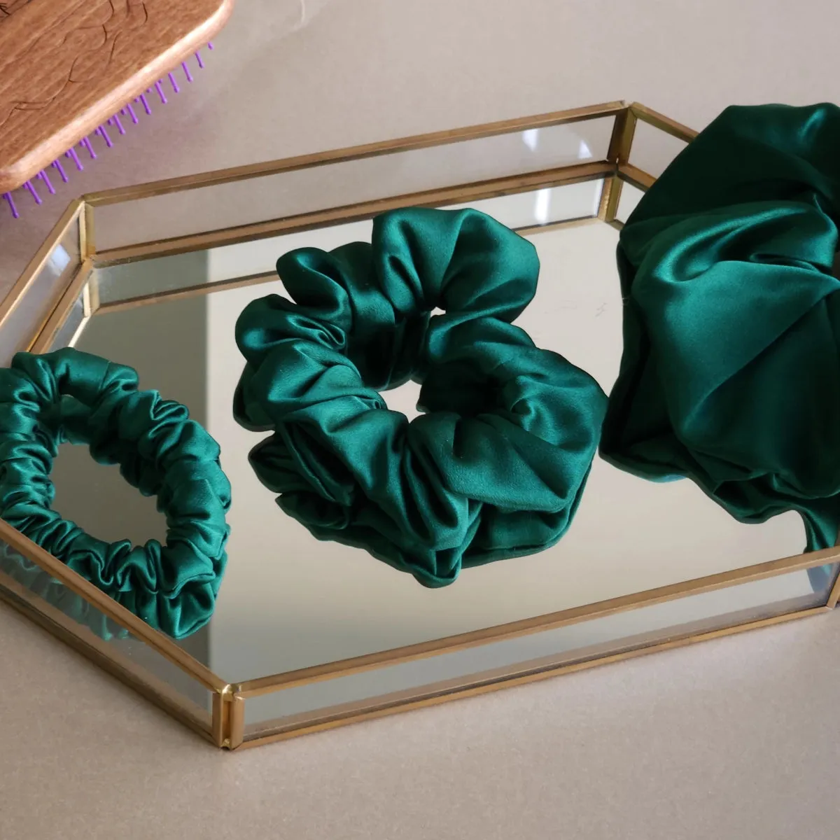 Roxie Collection Luxe 100% Mulberry Silk 30 Momme Scrunchie Bottle Green