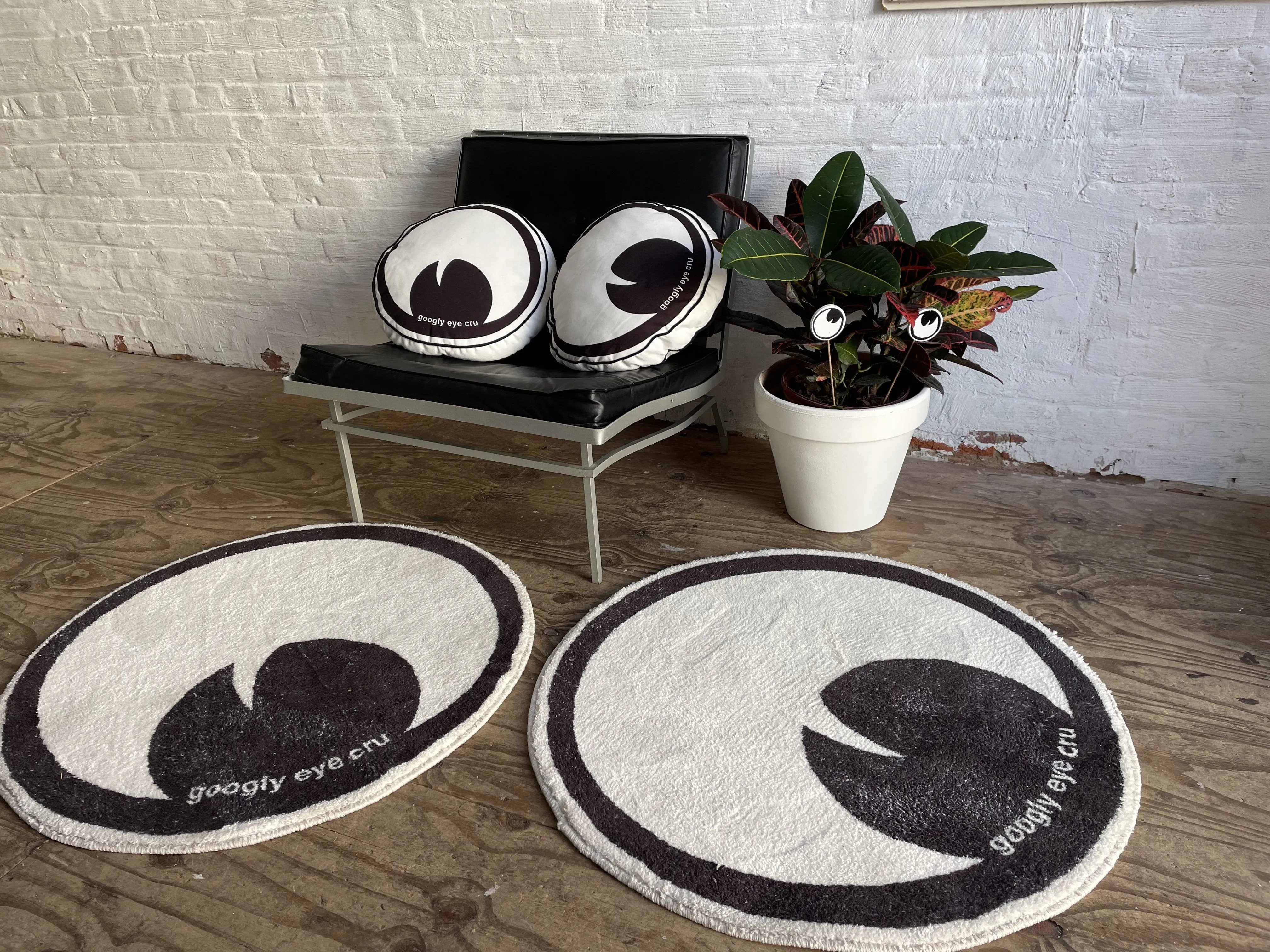 RUG: Googly Eye Cru Rug
