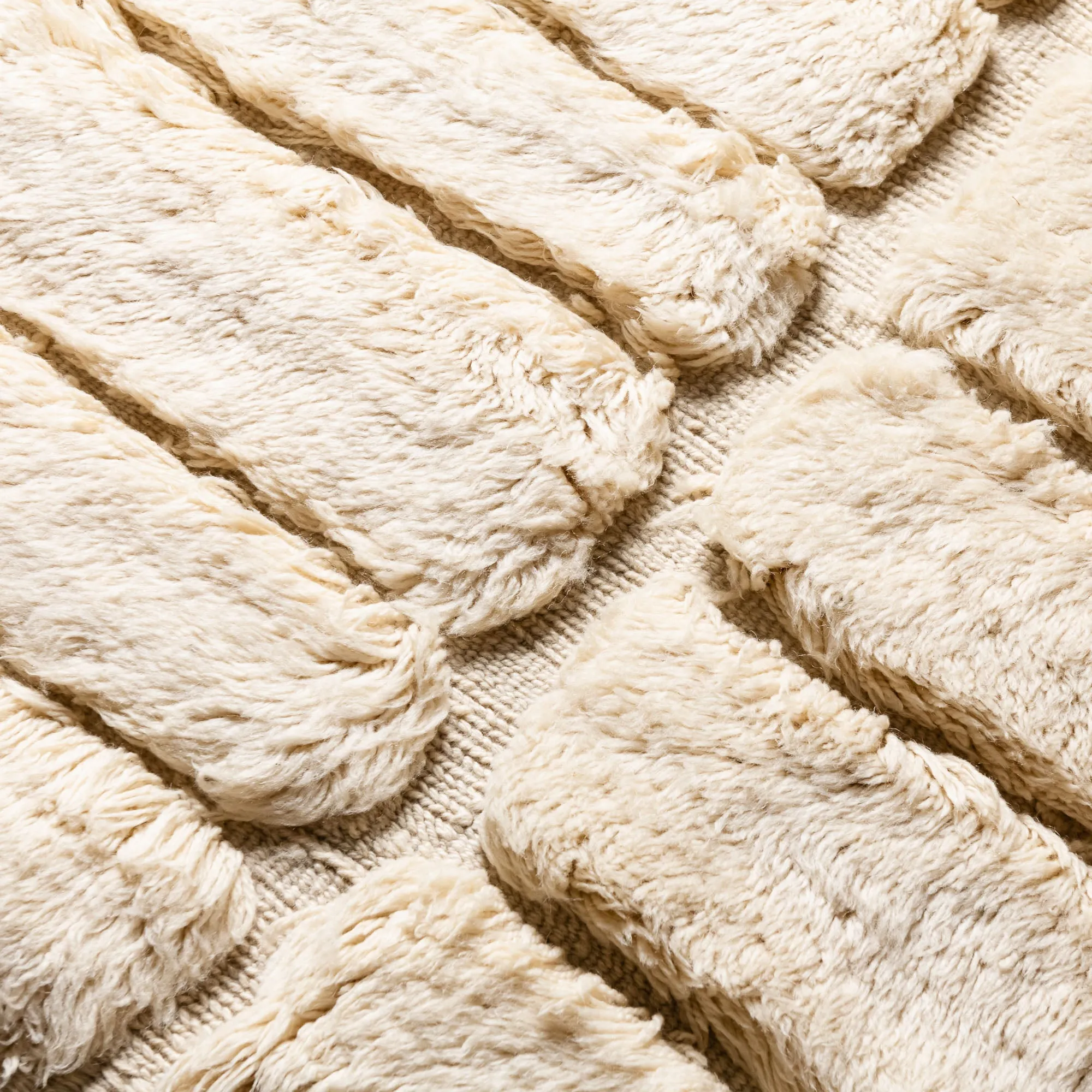 Serene Horizon - Luxury Shag Moroccan Rug