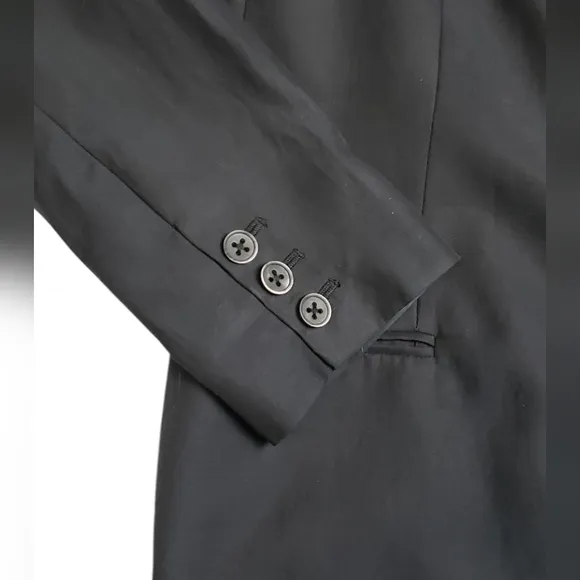 Vince Bemberg/Cotton Two Button Silk Lined Quiet Luxury Boyfriend Blazer