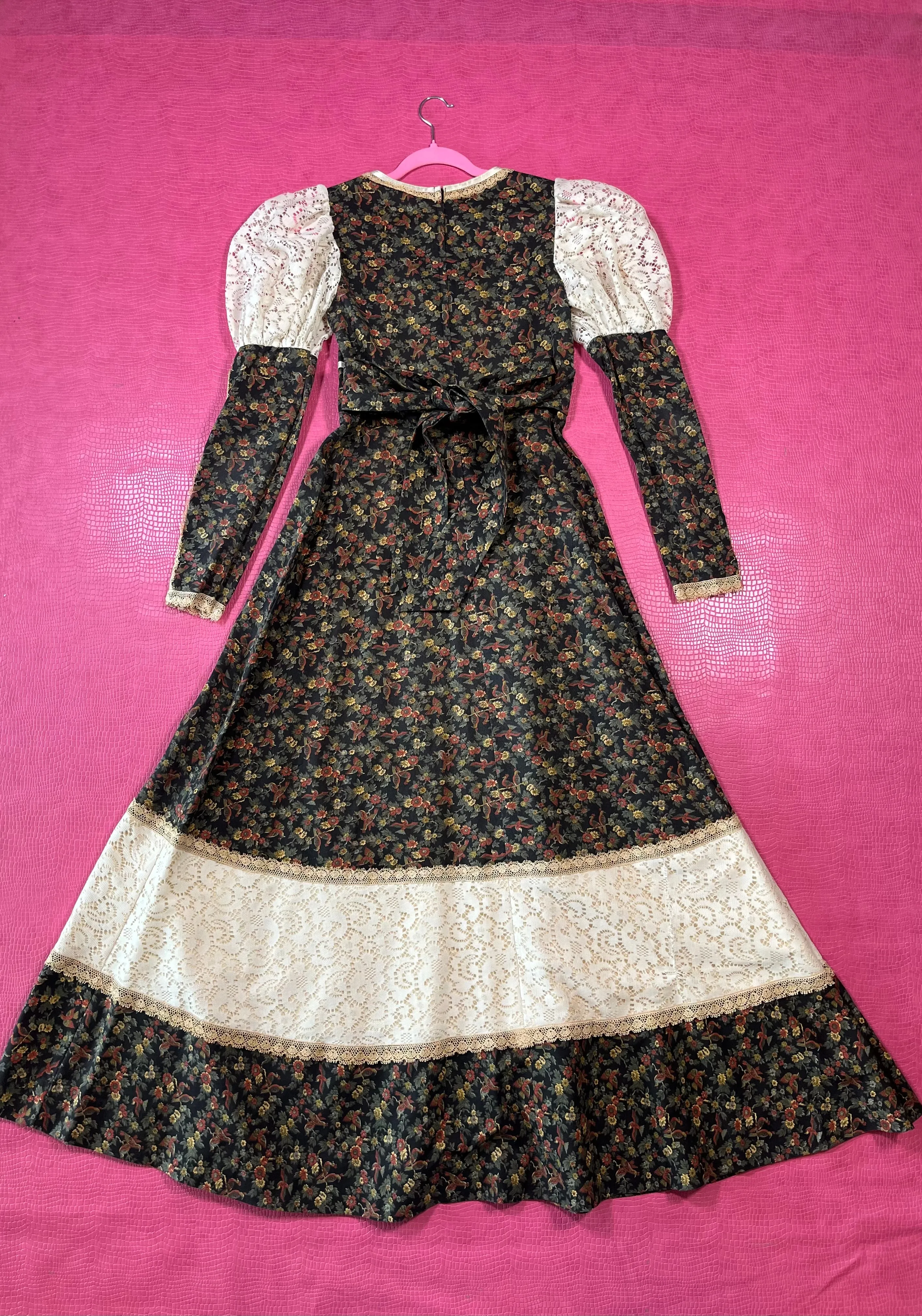 Vintage 70s "Gunne Sax" Prairie Dress - Best Fits Size XS-S