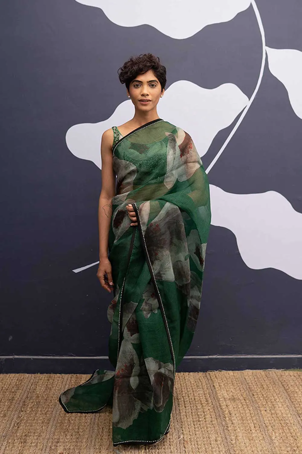YAM   I   Alicante WHITE POPPIES SAREE 1  (SAREE)  [BLOUSE STITCHED/ UNSTITCHED NOT INCLUDED] SILK ORGANZA GREEN YAMSR16