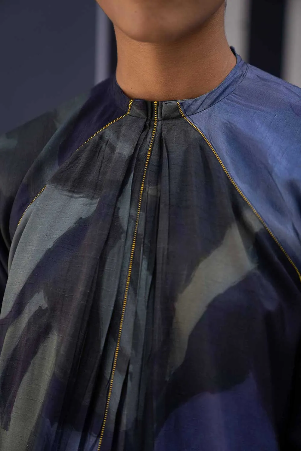 YAM   I   Leon BABKA KURTA SET 2  (KURTA & PANTS) SILK BLUE YAMBILLIE26