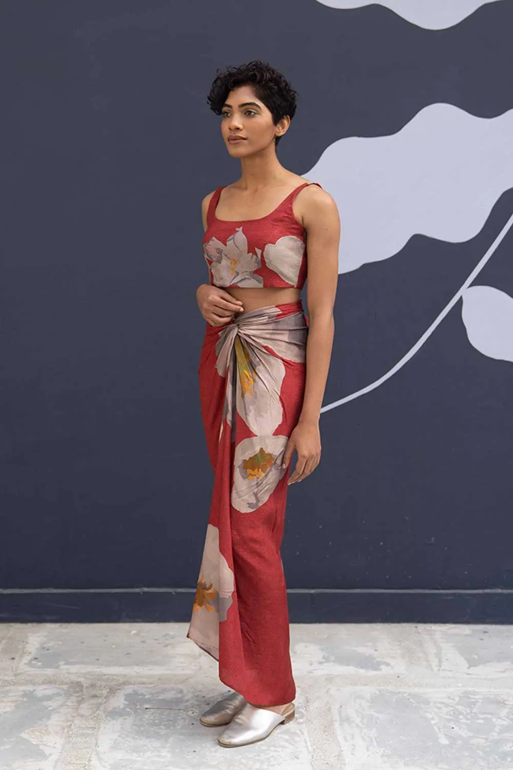 YAM   I  Vigo  RED POPPIES SKIRT SET 2  (BLOUSE & SKIRT) SILK RED YAMBILLIE20