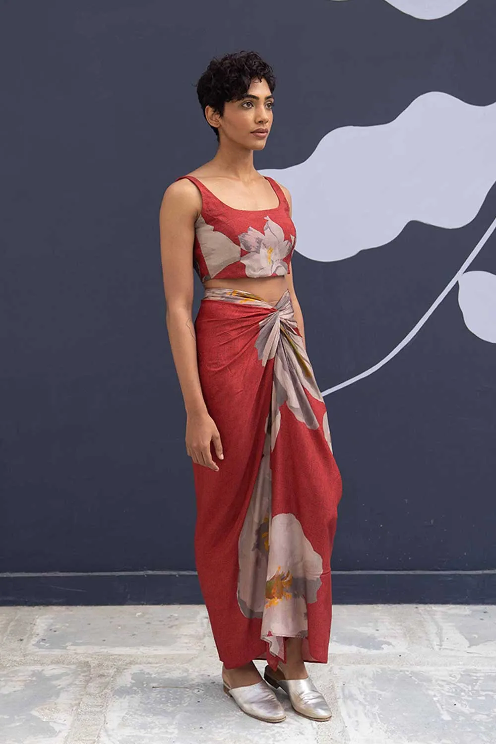 YAM   I  Vigo  RED POPPIES SKIRT SET 2  (BLOUSE & SKIRT) SILK RED YAMBILLIE20