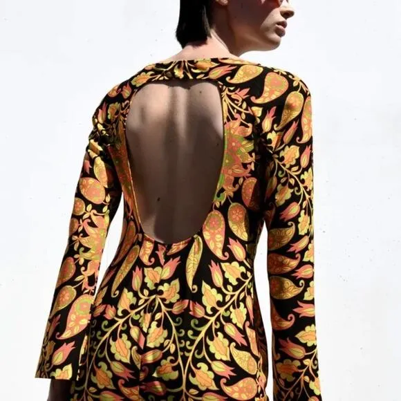 Zara 70’s Style Bloggers Favorite Printed Mini Dress Size XS NWT