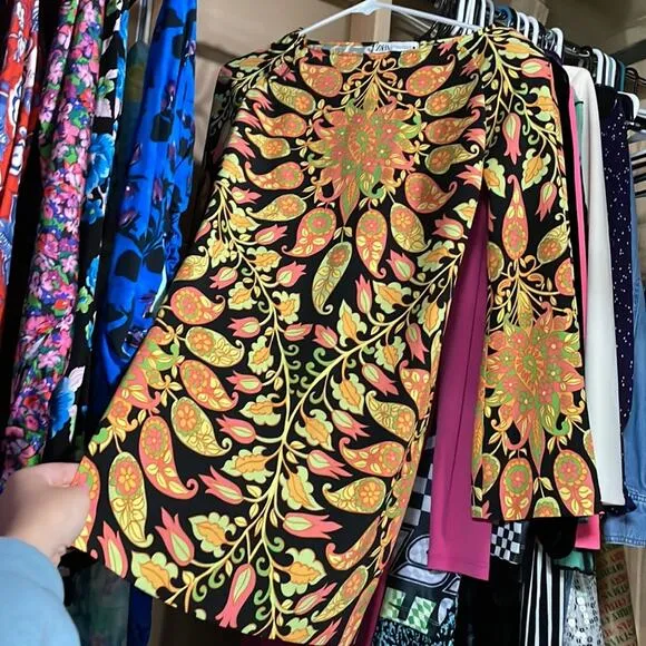 Zara 70’s Style Bloggers Favorite Printed Mini Dress Size XS NWT